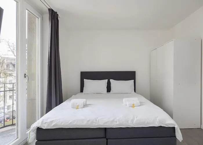 Urban Oasis With Queen Bed And View Be-49 شقة زيورخ